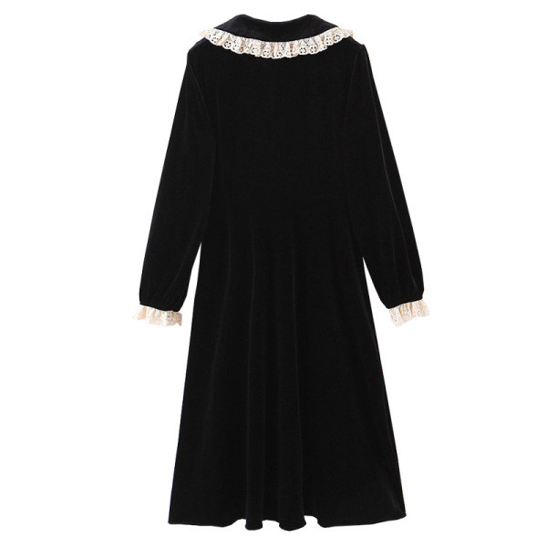 Gara samta kleita ar mežģīnēm retro stilā