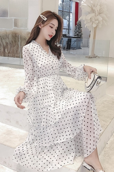 Μακρύ γυναικείο ρέτρο στλ φόρεμα πουά με V-λαιμόκοψη