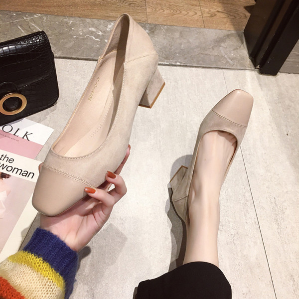 Sieviešu pavasara kurpes ar biezu papēdi no eko ādas