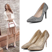 Stiilsed kõrgete kontsadega ja särava efektiga naiste kingad