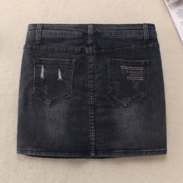 Καθημερινή κοντή γυναιεία φούστα με σχισμένα μοτίβα