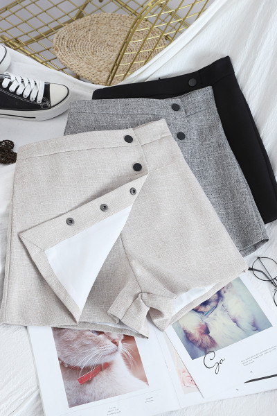 Moderna ženska suknja-hlače na gumbe i visokog struka