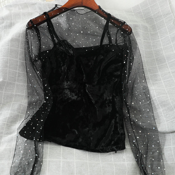 Moodne ümara kaelusega ja pikkade varrukatega naiste pluus