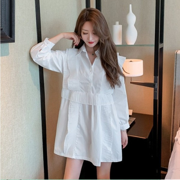 Plata sieviešu kleita ar klasisku apkakli un pogām