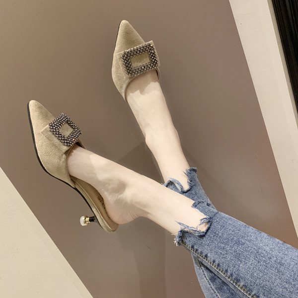 Γυναικείες παντόφλες σουέτ  - μυτερό μοντέλο