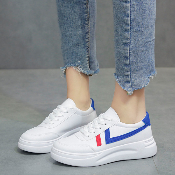 Γυναικεία casual eco δερμάτινα παπούτσια και επίπεδη σόλα