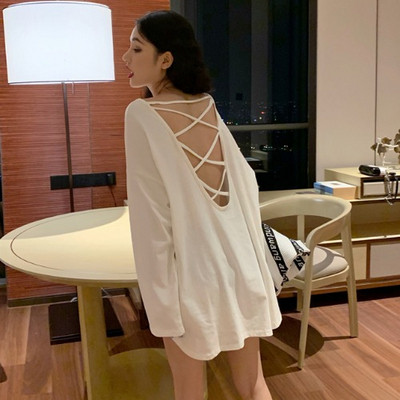 Широка дамска блуза с дълъг ръкав и гол гръб с връзки