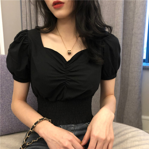 Trumpa moteriška palaidinė pūstomis rankovėmis