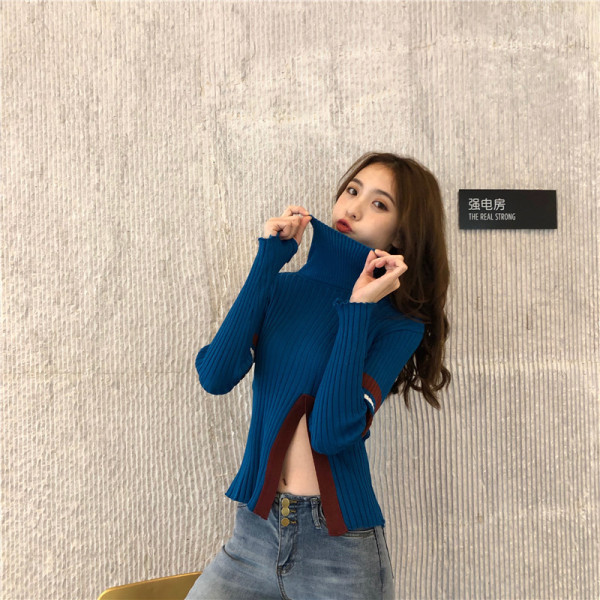 Bluză de damă mulată din jerseu de catifea cu fante