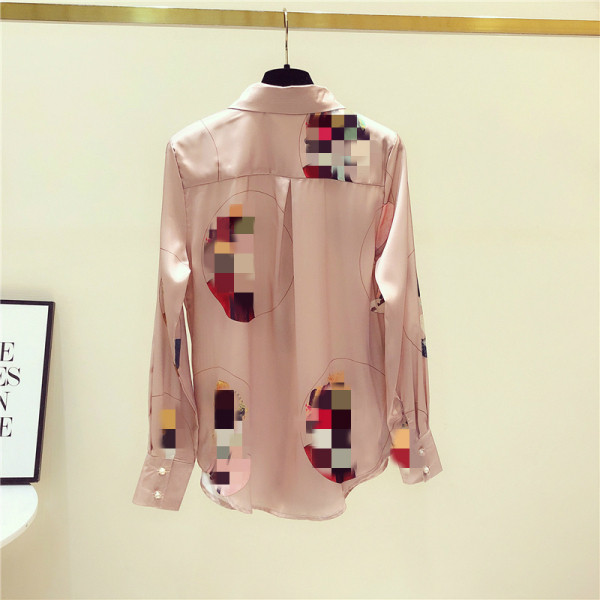 Casual γυναικείο πουκάμισο με κλασικό γιακά και εφαρμογή