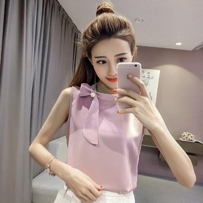 Stilīgs sieviešu tops ar zemu apkakli un lenti