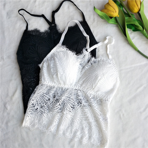 Γυναικείο αμάνικο από δαντέλα με λεπτούς ιμάντες ώμου