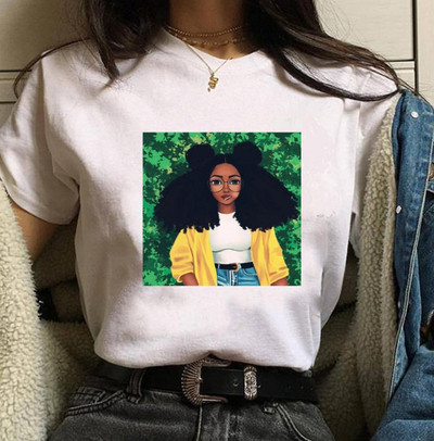 Καθημερινή  λευκή γυναικεία μπλούζα με εφαρμογή και κοντό μανίκι