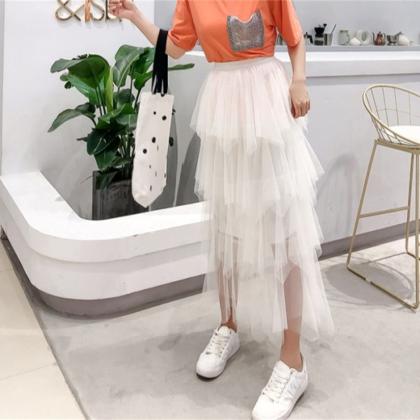 Modern női szoknya szabású tüll modell