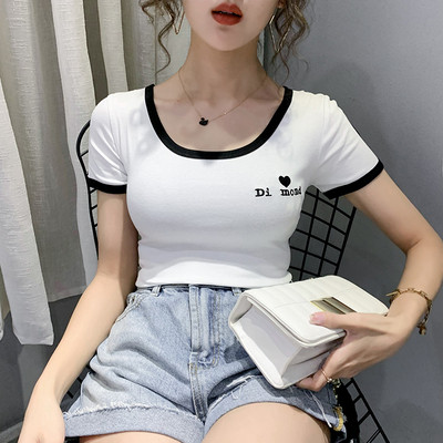 Καθημερινή γυναικεία μπλούζα με κέντημα και στρογγυλή λαιμόκοψη