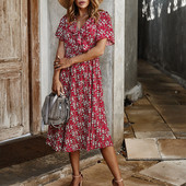 Šiuolaikinė moteriška suknelė trumpomis rankovėmis, špico iškirpte ir gėlių raštu