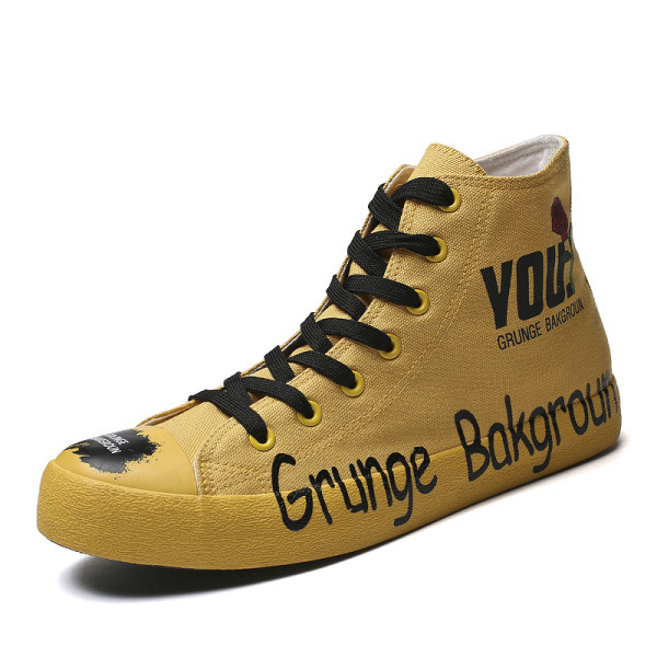 Alkalmi férfi tornacipő textilből, felirattal és hímzéssel