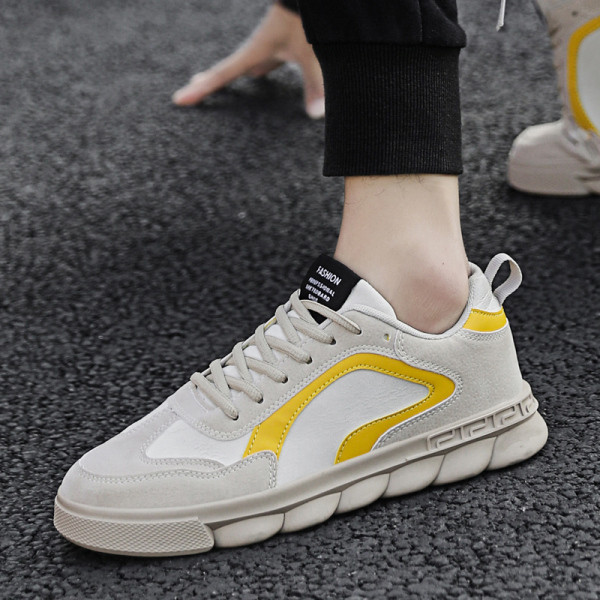 Sieviešu ikdienas kedas ar plakanu zoli un mežģīnēm