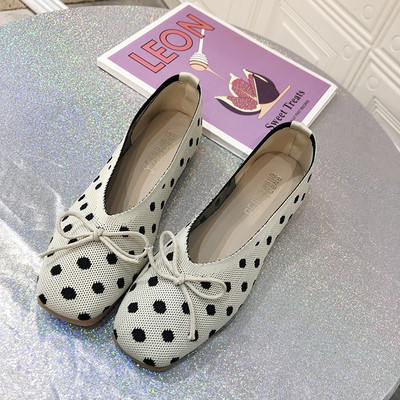 Tavaszi női alkalmi cipő, pöttyös lapos talppal