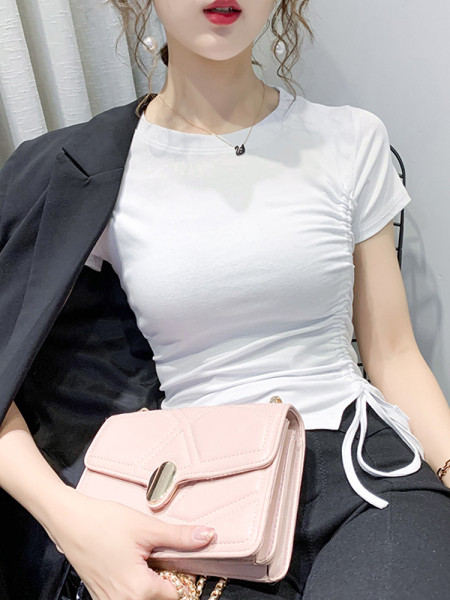 Ikdienas sieviešu t-krekls ar saitēm un apaļu kakla izgriezumu