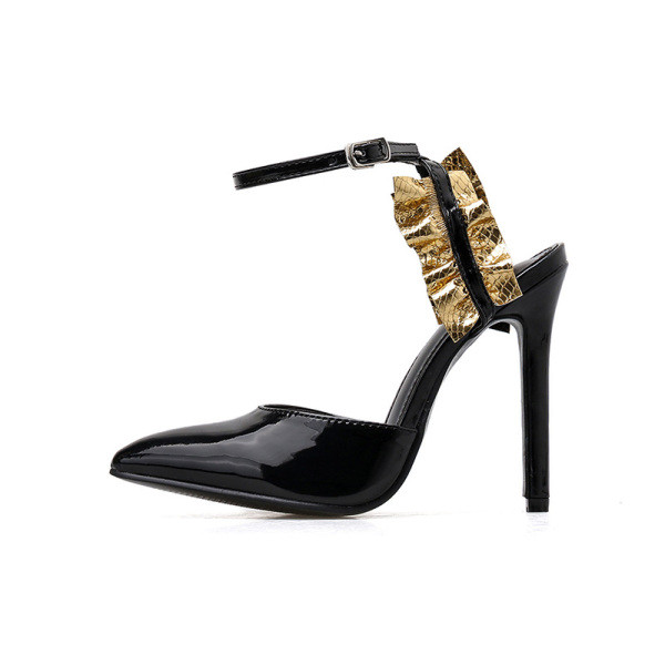 Elegantsed pandlaga naiste kõrge kontsaga kingad