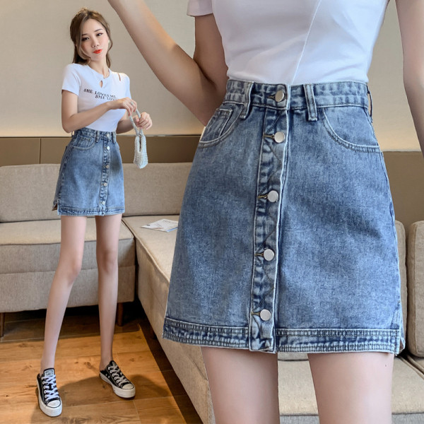 Fusta de dama albastra din denim cu nasturi si buzunare