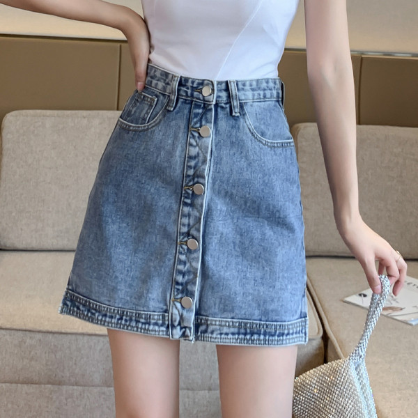 Fusta de dama albastra din denim cu nasturi si buzunare