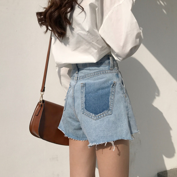 Džinsu šorti ar saplēstiem motīviem un pērlēm