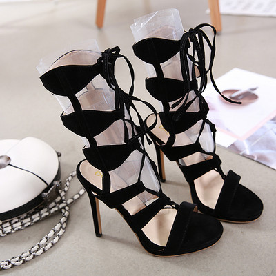 Stílusos női magassarkú fűzős szandál