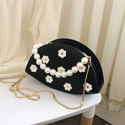 Moderna sieviešu soma ar 3D ziediem un garu ķēdīti