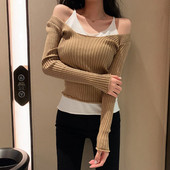 Moteriška palaidinė su nuleistomis rankovėmis ir palaidine imitacija