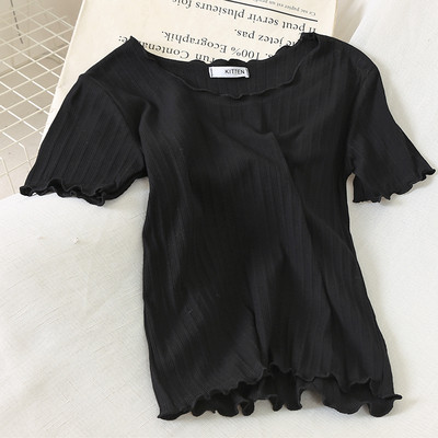 Sieviešu ikdienas blūze ar īsām piedurknēm un ovālu kakla izgriezumu