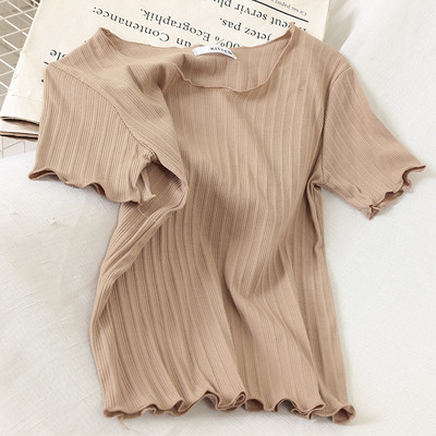 Sieviešu ikdienas blūze ar īsām piedurknēm un ovālu kakla izgriezumu