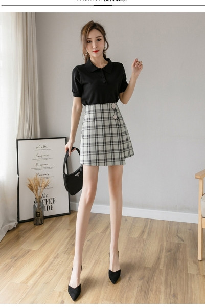 Jauna modeļa rūtaini sieviešu svārki ar pogām - asimetrisks modelis