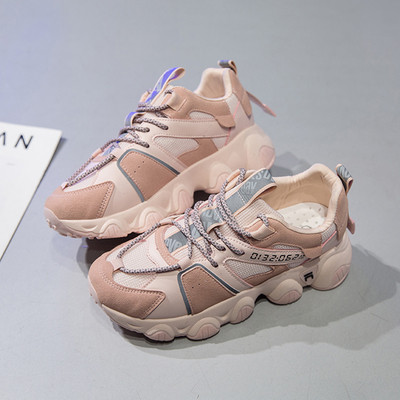 Дамски спортни маратонки с груба цветна подметка 