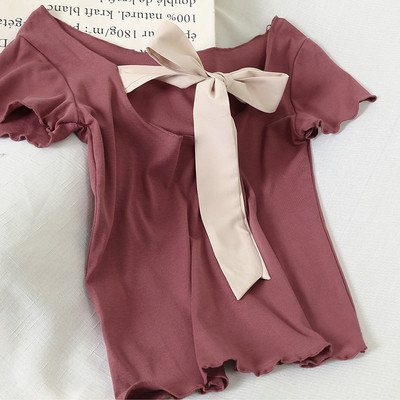 Moteriški laisvalaikio marškinėliai trumpomis rankovėmis ir kaspinu