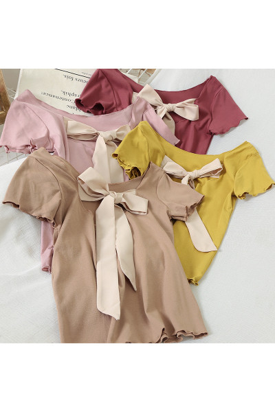 Moteriški laisvalaikio marškinėliai trumpomis rankovėmis ir kaspinu