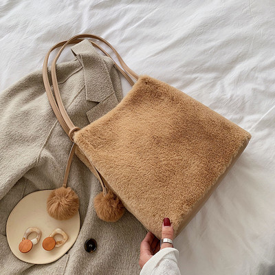 Geantă de puf pentru femei de zi cu zi cu accesoriu