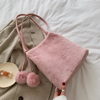 Geantă de puf pentru femei de zi cu zi cu accesoriu