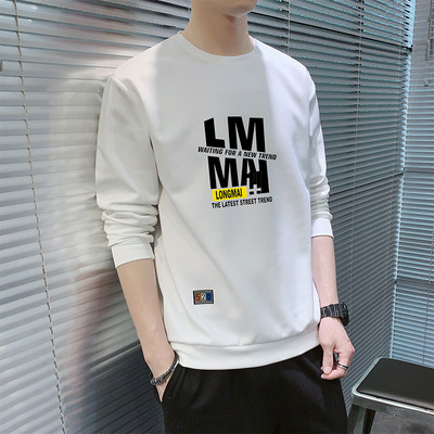 Įprasta vyriška palaidinė su apvalia iškirpte ir raštu