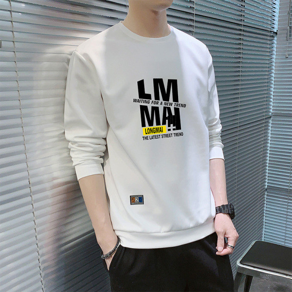 Įprasta vyriška palaidinė su apvalia iškirpte ir raštu