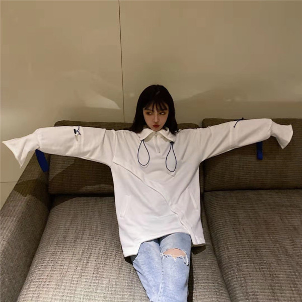 Modernūs moteriški megztiniai su užtrauktuku ir kaklaraiščiais