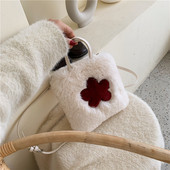 Kvadrātveida sieviešu dūnu soma ar diviem rokturiem baltā krāsā