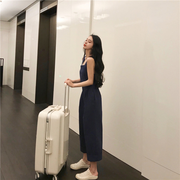 Plats sieviešu kombinezons ar platām lencēm