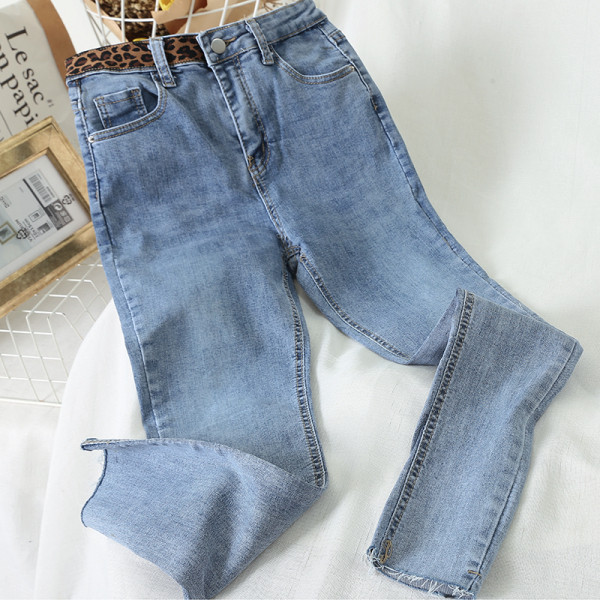 Sieviešu ikdienas garie džinsi ar taisnām modeļa kabatām un augstu vidukli