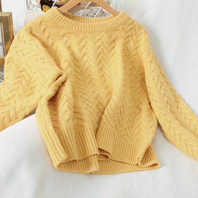 Pulover de dama tricotat cu maneci lungi si decolteu oval