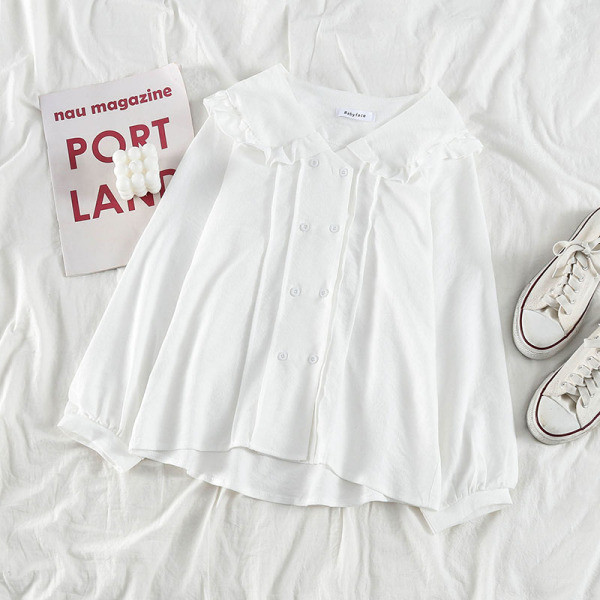 Sieviešu ikdienas plats krekls ar špica kakla izgriezumu, pogām un garām piedurknēm