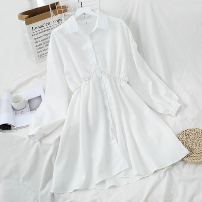 Sieviešu ikdienas kleita ar klasisku apkakli un garām piedurknēm - krekla tipa