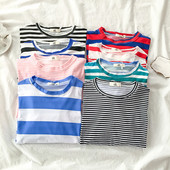 Bluză casual de damă în dungi, cu decolteu oval