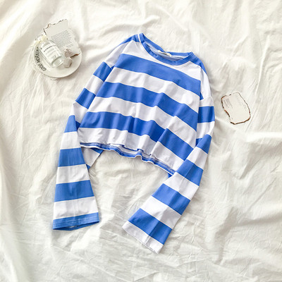 Bluză casual de damă în dungi, cu decolteu oval